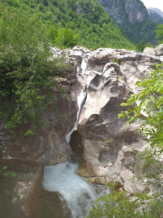 Bujtina 2 Hotel Valbona Kültér fotó