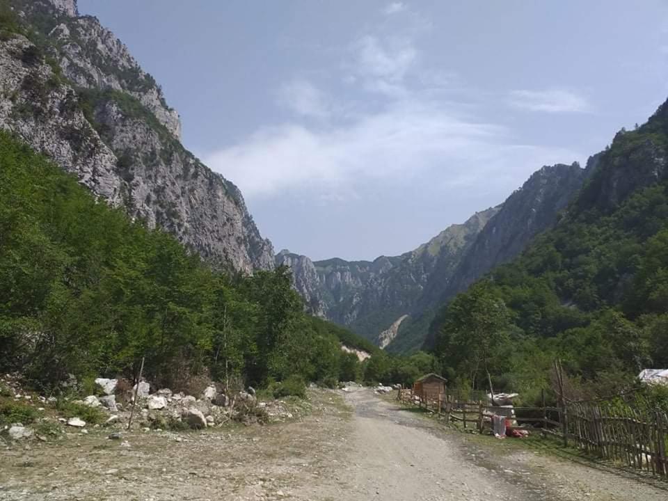 Bujtina 2 Hotel Valbona Kültér fotó